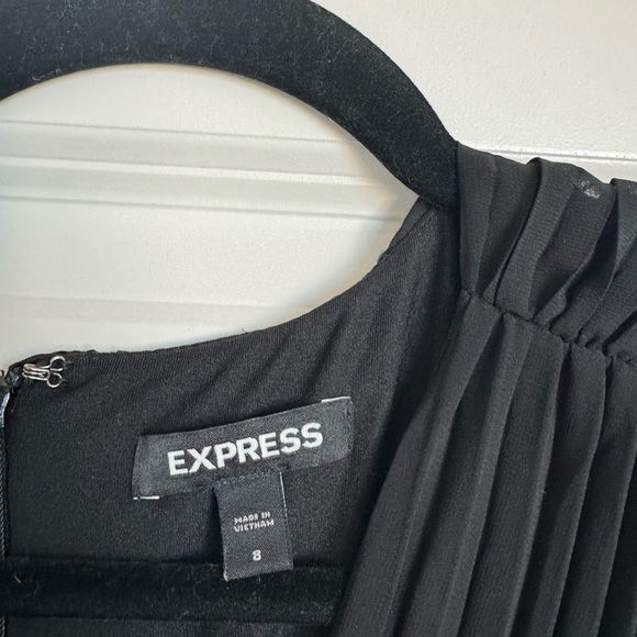 Express Black Jumpsuit - Picture 5 of 5